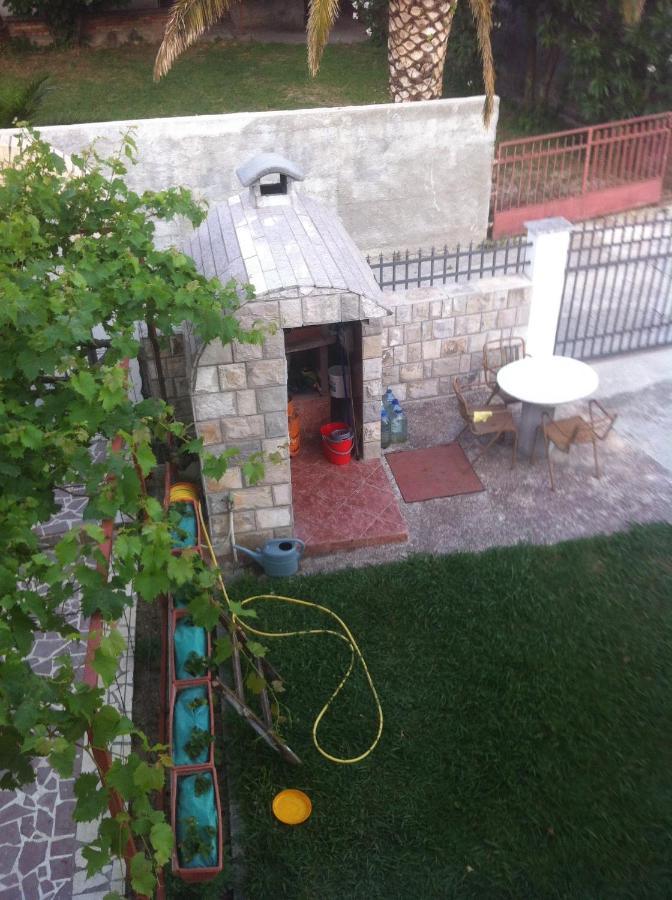 סוטומורה Apartments Avdic מראה חיצוני תמונה