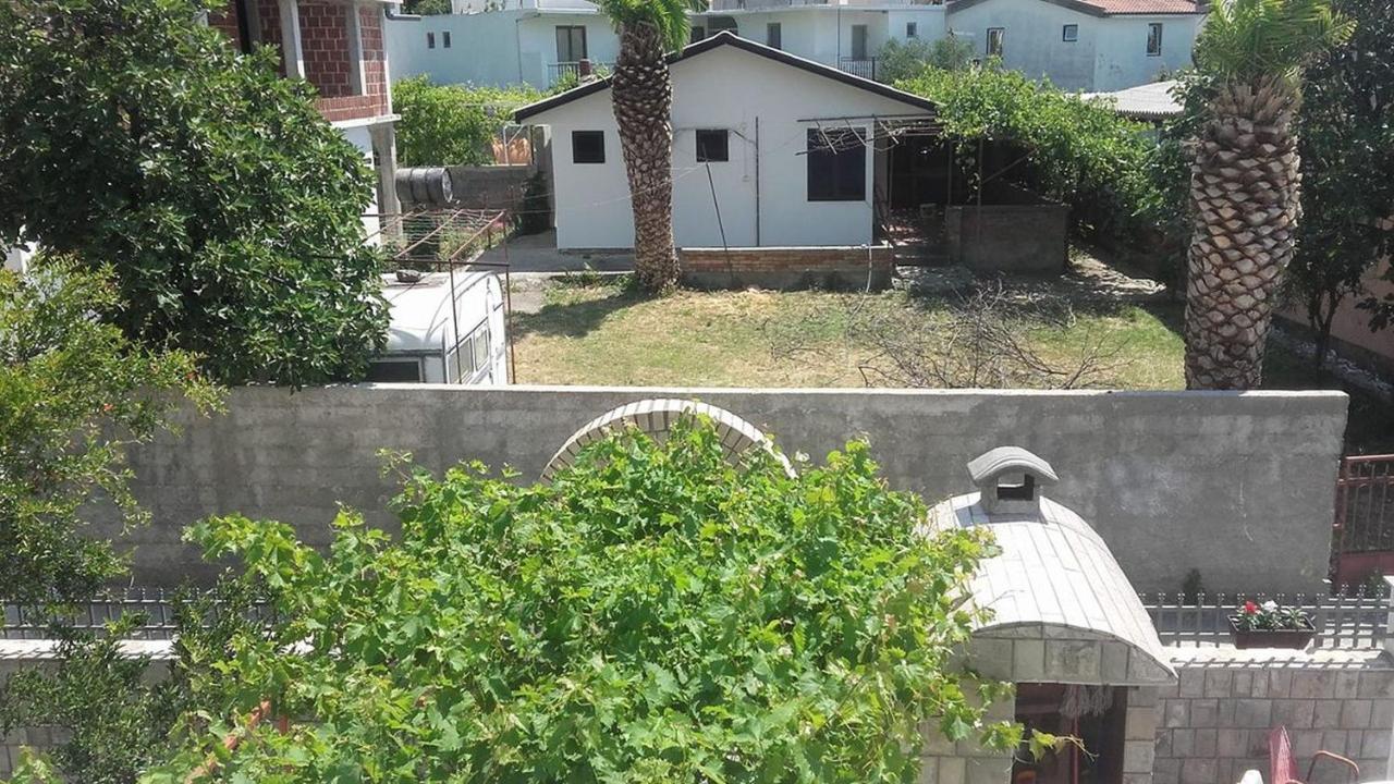 סוטומורה Apartments Avdic מראה חיצוני תמונה