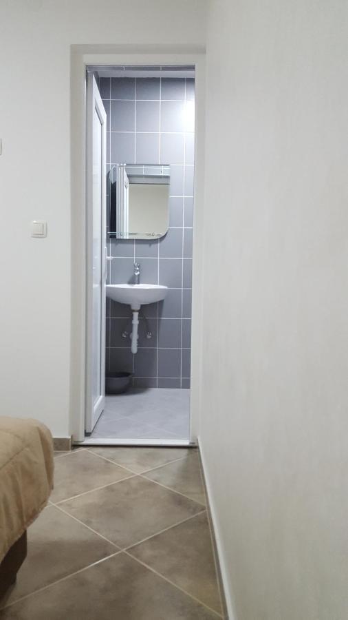 סוטומורה Apartments Avdic מראה חיצוני תמונה