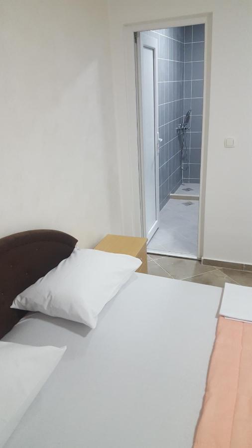 סוטומורה Apartments Avdic מראה חיצוני תמונה