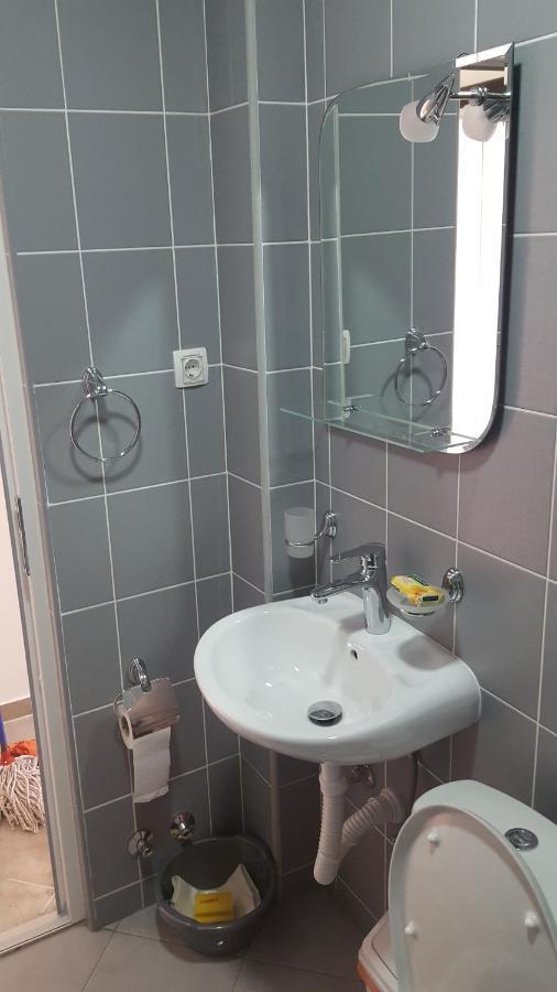 סוטומורה Apartments Avdic מראה חיצוני תמונה