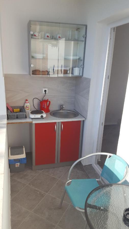 סוטומורה Apartments Avdic מראה חיצוני תמונה